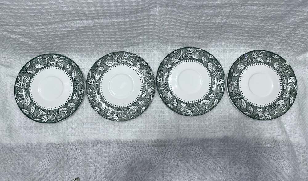 Johnson Brothers Heritage Hall Green Saucer set of 4